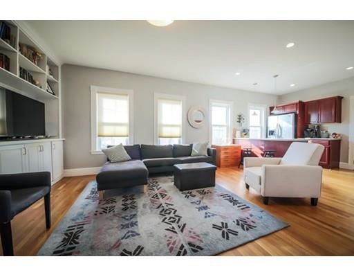 42 Brookley Rd in Boston, MA - Building Photo