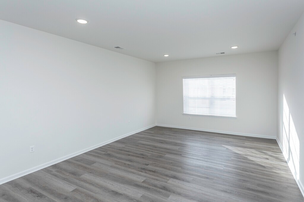 Towne Center Apartments in Warren, MI