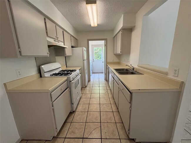 2046 Redwing Way in Round Rock, TX - Building Photo - Building Photo