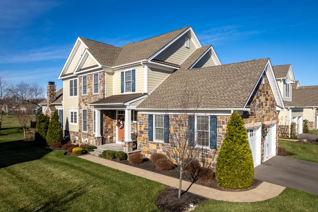 Regency in Holmdel, NJ - Building Photo