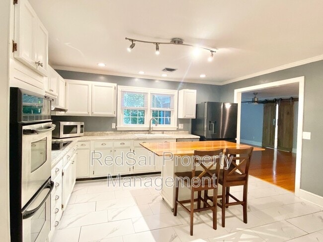 property at 15 Jordan Dr