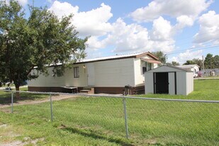 4100 Spiker Ln in Lake Wales, FL - Building Photo