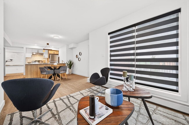 Kaia Place in Edmonton, AB - Building Photo - Building Photo