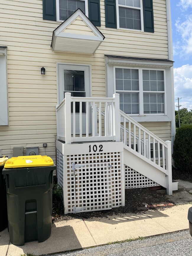 property at 102 Gateway Dr
