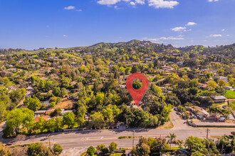 2580 N Grand Ave in Covina, CA - Building Photo - Building Photo