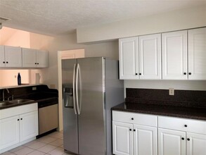 3111 Norwich St in Pearland, TX - Building Photo - Building Photo