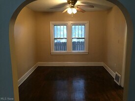 525 Smith Ave NW in Canton, OH - Building Photo