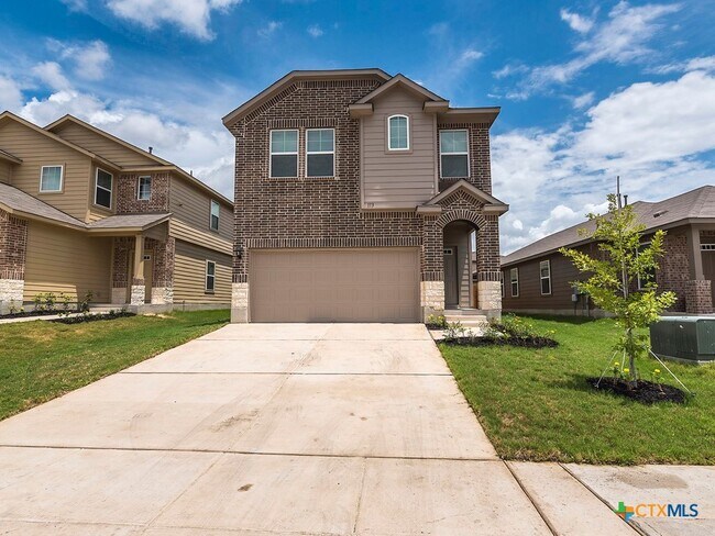 113 Tallow Trl in San Marcos, TX - Foto de edificio - Building Photo