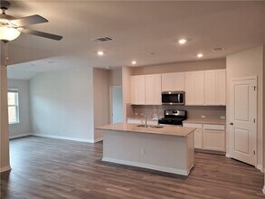 11404 Copperstone Ave in Austin, TX - Foto de edificio - Building Photo