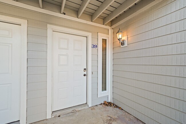 39 Hideaway Dr in Friendswood, TX - Foto de edificio - Building Photo