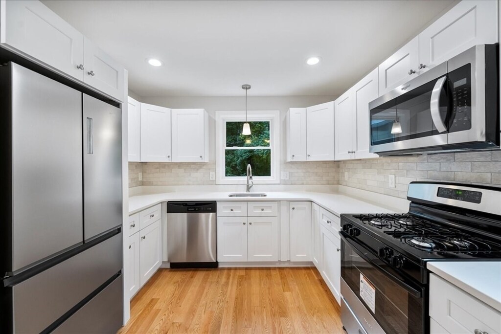 66 N Main St in Westford, MA - Building Photo