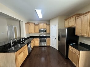 307 Morgan Brook Way in Rolesville, NC - Building Photo - Building Photo