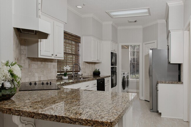 property at 31 N Duskwood Pl