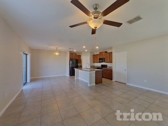 7116 Salt River Ave in Sun City Center, FL - Building Photo - Building Photo