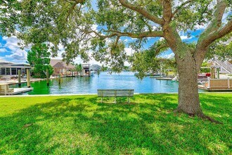 178 175th Ave E in Redington Shores, FL - Building Photo - Building Photo