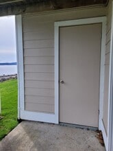 19773 3rd Ave NW, Unit 19764 3rd Ave. NW, 43 in Poulsbo, WA - Foto de edificio - Building Photo