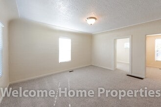 309 SW 6th St in College Place, WA - Building Photo - Building Photo