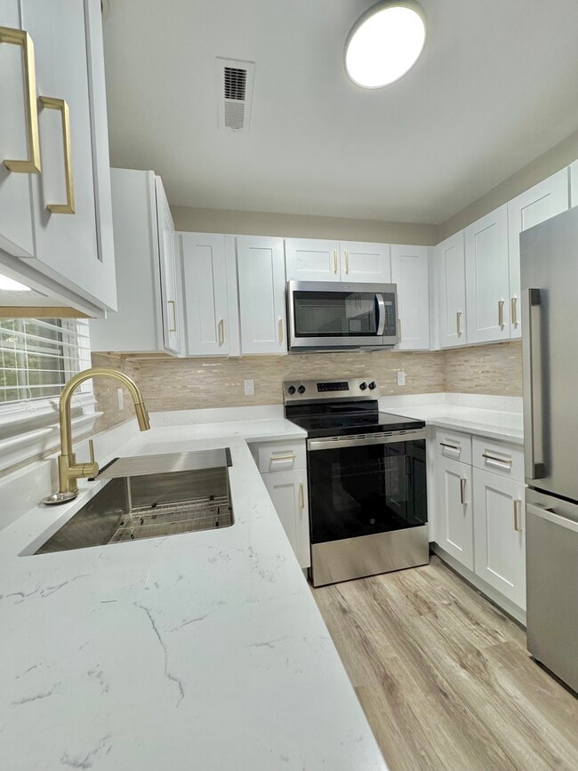 property at 2029 Mountain View Terrace SW