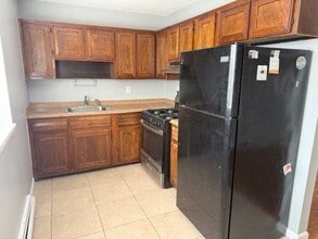4 Van Zant St in Norwalk, CT - Building Photo - Building Photo