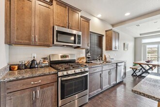 4660 Wildwood Way in Johnstown, CO - Building Photo - Building Photo