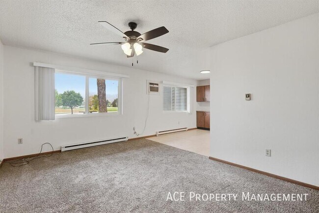 property at 725 Dakota Dr