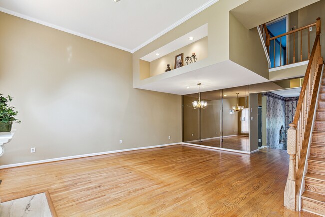 52 Silver Moon Dr in Silver Spring, MD - Building Photo - Building Photo