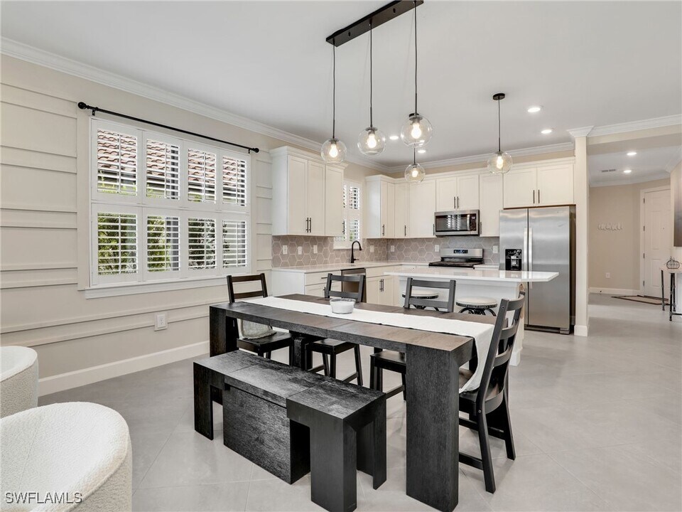 17502 Caravita Ln in Ft. Myers, FL - Building Photo