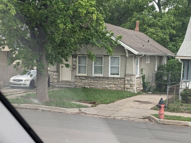 property at 3626 Bellefontaine Ave