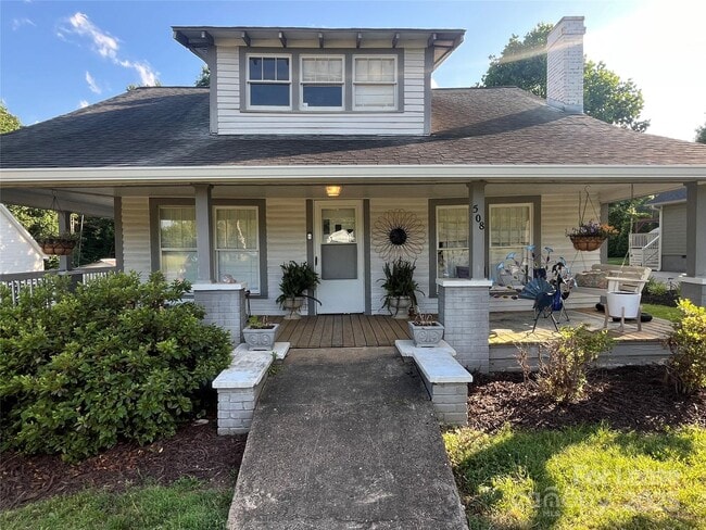 property at 508 S Main St