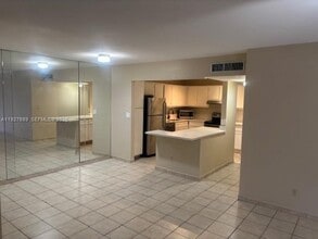 9002 SW 137th St in Miami, FL - Building Photo - Building Photo