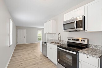 6108 Spice Ridge Ln in Raleigh, NC - Building Photo - Building Photo