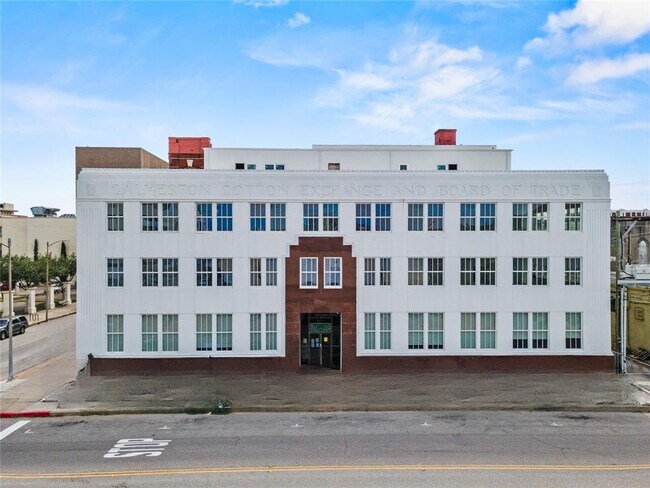 property at 2102 Mechanic St