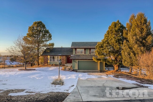 8517 Piute Row, Unit 048 in Parker, CO - Foto de edificio - Building Photo