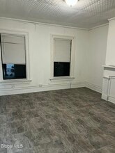 70 Vliet St in Cohoes, NY - Building Photo - Building Photo