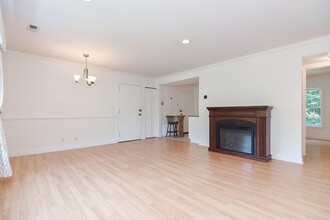 180 Newton St, Unit 2 in Boston, MA - Building Photo - Building Photo