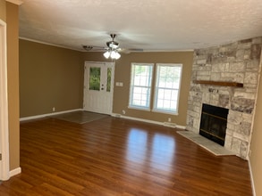 420 Decker St in Niles, MI - Foto de edificio - Building Photo