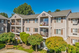 Scenic Vista Senior Apartments in Kent, WA - Building Photo - Building Photo