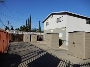 2161 Pasadena Ave in Long Beach, CA - Building Photo - Building Photo