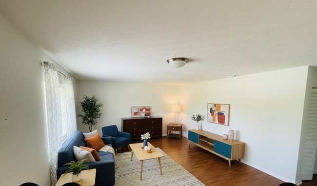 4613 Bayshore Dr, Unit B5