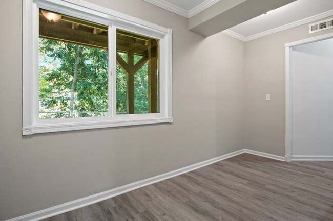 1940 Tall Oaks Dr, Unit Tall Oaks 1B in Aurora, IL - Foto de edificio - Building Photo