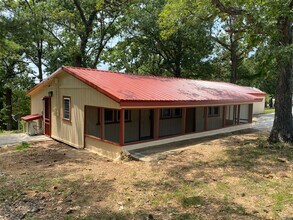 12132 MO-7 in Warsaw, MO - Building Photo - Building Photo