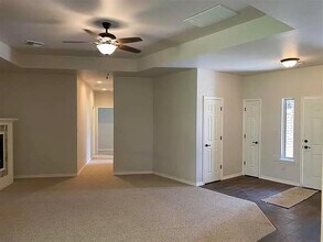 221 Mockingbird Rd in Lawton, OK - Foto de edificio - Building Photo