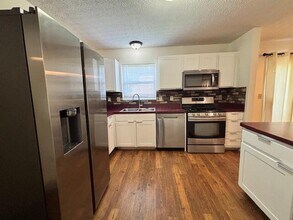 2956 Crocker Run Rd in Grove City, OH - Building Photo - Building Photo
