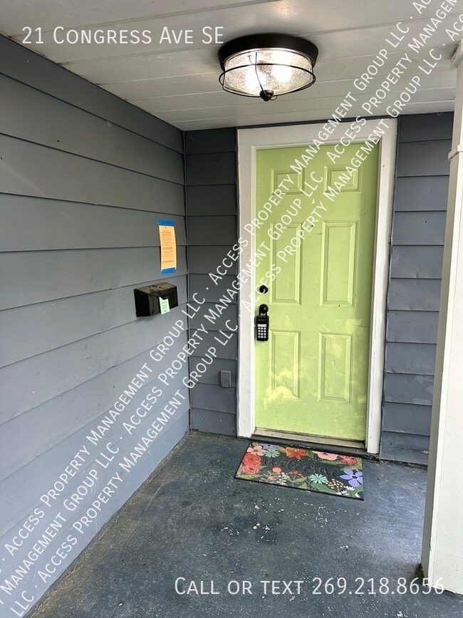 21 Congress Ave SE in Grand Rapids, MI - Building Photo - Building Photo