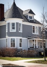 544 E State St in Traverse City, MI - Building Photo - Building Photo