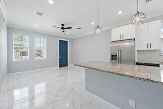 4822 SE Flounder Ave in Stuart, FL - Building Photo - Building Photo
