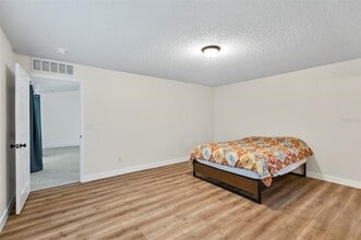 64 Radcliffe Dr in Palm Coast, FL - Building Photo - Building Photo