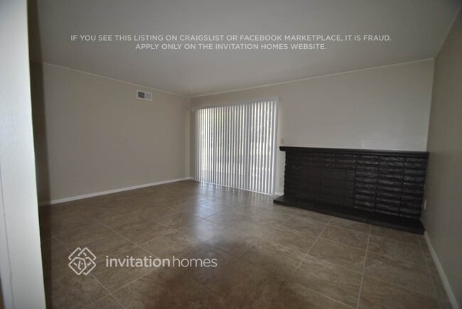 23637 Canerwell St in Santa Clarita, CA - Foto de edificio - Building Photo