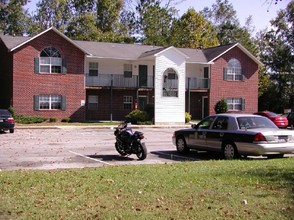 Taylor Place Apartments in Chocowinity, NC - Building Photo - Building Photo