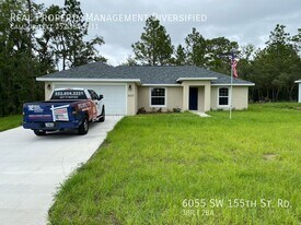 6055 SW 155th St Rd in Ocala, FL - Building Photo